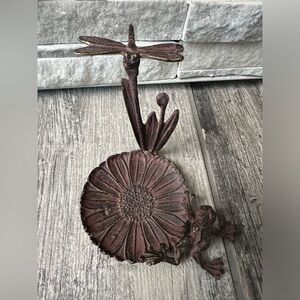 Metal Iron Frog Seahorse and Flower sculpture Home Garden Decor Nature